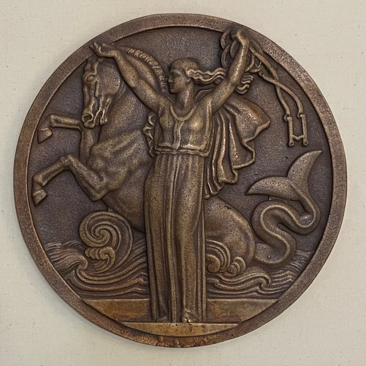 Placca in bronzo, anno 1935, celebrativa del transatlantico francese Normandie, CGT Compagnie Générale Transatlantique